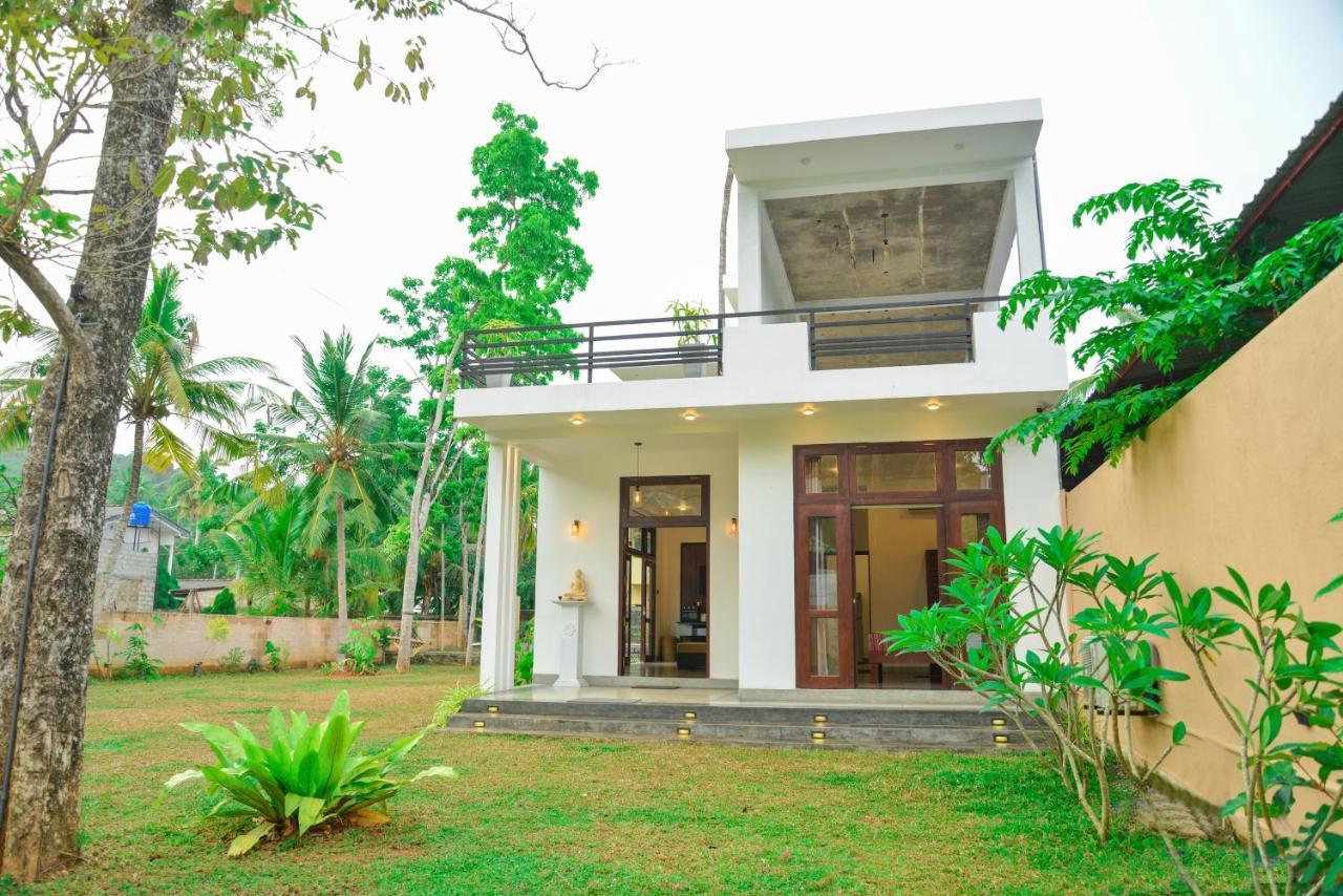 Yehen'S Villa ウナワトゥナ エクステリア 写真